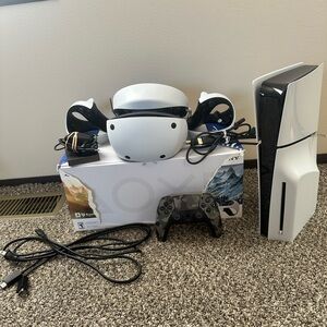 Sony VR Headset with Console - White and Black